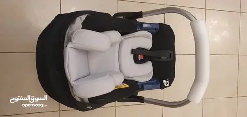  2 Baby car seat- كرسي سيارة للأطفال