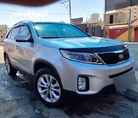  2 كيا سورينتو جيب 2013