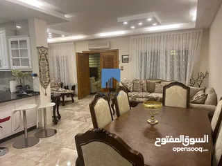  8 شقة أرضية فاخرة للبيع في خلدا  - قرب إشارة البنك العربي 140م مع ترس امامي 50م تشطيب سوبر ديلوكس
