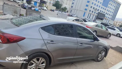  1 Hyundai Elantra 2019