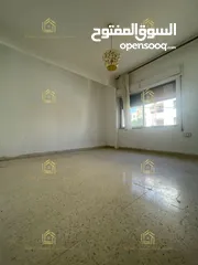  11 شقة فارغة - الشميساني - 3نوم - 200م -