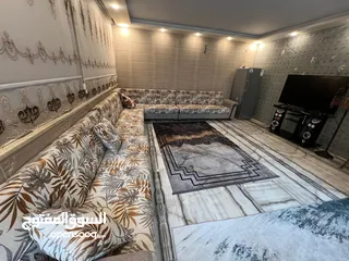  13 شقه داخل منطقه ام السماق / جنب مدارس الدر المنثور
