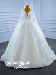  1 فساتين زفاف أبيض للبيع بسعر مغري