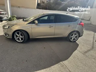  3 فورد تيتانيوم