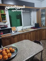  10 شقة أرضية في ضاحية الرشيد بالقرب من الخدمات