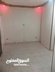  4 شقه ايجار يومي واسبوعي  برج دور اول اسانسير كل غرفه على  شارع وكل  بوابه  على شارع  تشطيب سوبر لوكس