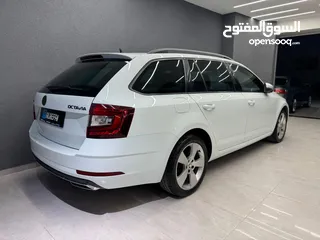  5 Skoda Octavia station