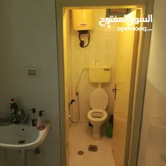  8 شقة غير مفروشة للايجار