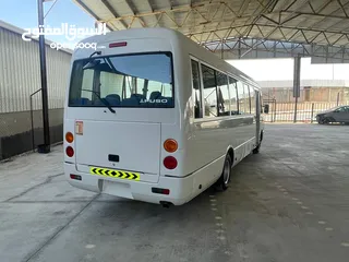  12 باص متسوبيشي فوسو حره غير مجمرك 26 راكب ماتور كهرباء