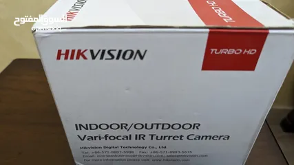  3 كاميرا مراقبة نوع  HIKVISION ذات بعد بؤري متغير جديدة غير مستعملة للبيع بسعر حرق