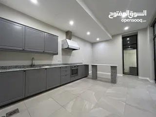  2 Ground floor 4 bedrooms in funaitees