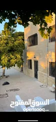  9 فيلا فاخرة للبيع