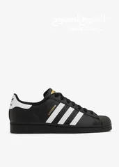  2 Adidas Superstar