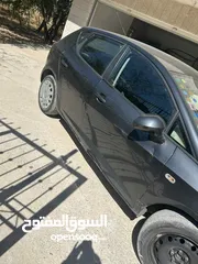  7 شارلي منصور