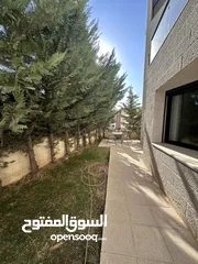 2 شقه مفروشة للايجار في دير غبار ارضية مع حديقه إماميه وترس خلفي .. مميزه جداً