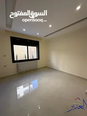  5 شقة شبه ارضي 170م2 بتشطيبات سوبر ديلوكس مع تراس خارجي 150م2 كبير ومدخل مستقل بسعر مميز للغاية
