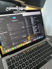  6 Macbook pro m2 2022 جديد مكرشم