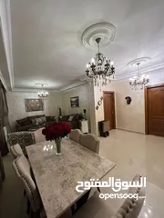  2 شقة طابق اخير مع روف بإطلالة مفتوحة في منطقة الكرسي للبيع من المالك مباشرة