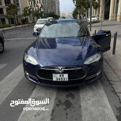  4 Tesla Model S 85