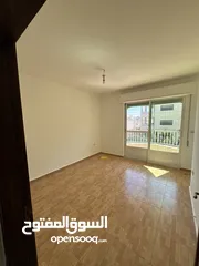  4 شقة طابق اول