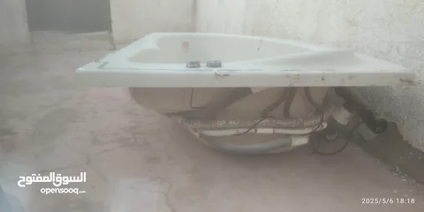  3 جاكوزي مستعمله