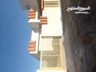  1 منزل للبيع في ولي العهد جنب جامع طيبة