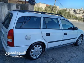  4 اوبيل استرا ستيشن 1999