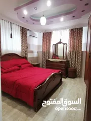  5 شقة جزء من فيلا للإيجار