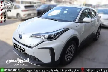  3 2022 TOYOTA IZOA CHR EV.