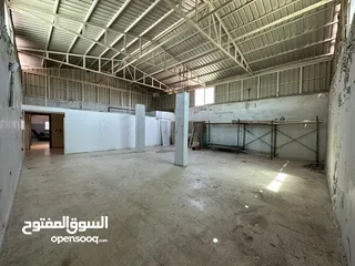  5 للايجار مجمع صناعات 4 طوابق بمنطقة التجمعات الصناعية التنموية بالرقيم