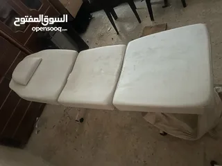 2 كرسي مساج للبيع بحال الوكالة