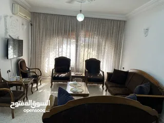  3 طقم كنابيات خشب زان مع طاولة سفرة