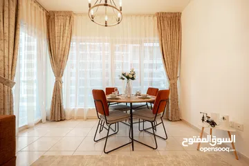  7 دبي لاند SKYCOURT  غرفة وصالة  مفروشة  سوبرلوكس مع بلكونه-إيجار شهري شامل