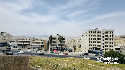  12 شقه شبه ارضيه مع ترس للبيع في صويلح خلف الجوازات