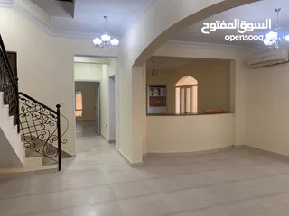  3 #REF889 4BR villa for rent in mawaleh