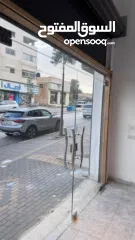  17 للبيع – مخازن بموقع تجاري مميز