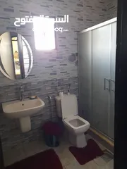  4 مزرعة مع بيت للبيع