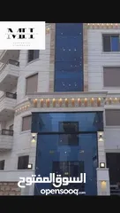  5 (GLASS AND SECURIT ) حجير زجاج سيكوريت  الأمان والأناقة في آن واحد.  لحماية فائقة ومظهر عصري لمنزلك