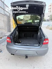  10 Skoda Superb 2011