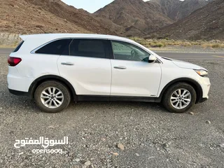  6 Urgent Sale - Kia Sorento 2019 AWD - V6