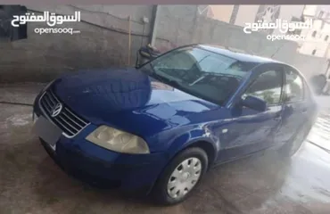  2 سيارة باسات 1998 منفوضة بالكامل