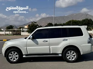  3 ميتسوبيشي باجيرو للبيع. خليجي 3.8 نظيف Mitsubishi Pajero for sale. Gulf 3.8 clean