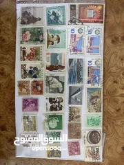  28 طوابع مشكلة