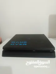  1 ps4 slim 500GB used like new for 250$ with 4 installed games and one cd.