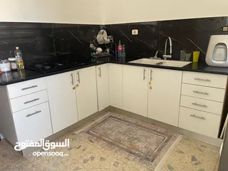  9 شقة مفروشة للإيجار