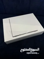  1 MacBook Air M2 NEW