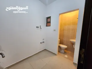  5 شقة فارغة للبيع في منطقة الجبيهة - REF: 14630