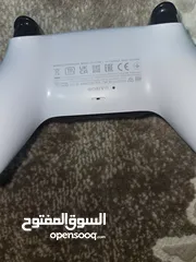  2 ايادي بلايستيشن 5