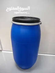  2 براميل بلاستيك نضاف