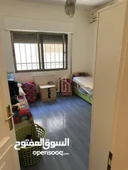  8 في موقع مميز في الرابية شقة طابق أول 160م بسعر مميز جدا / ref 9534